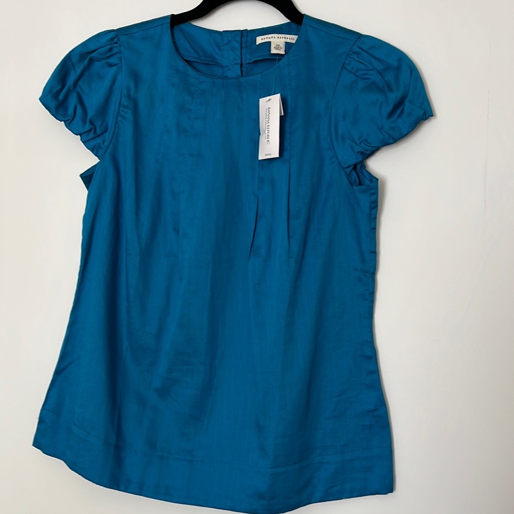 NWT Blue Banana Republic Top, Size XS
